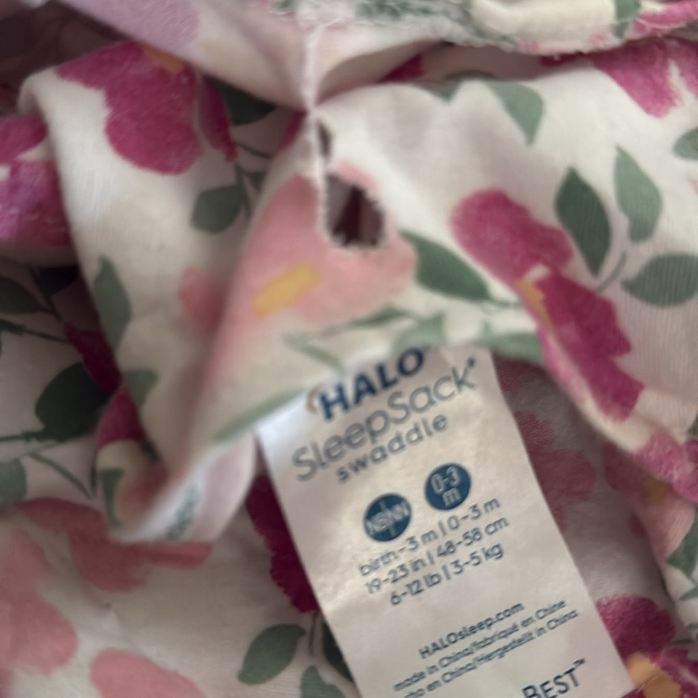 Assorted Baby Girl Clothing Bundle - Picture 5 of 5